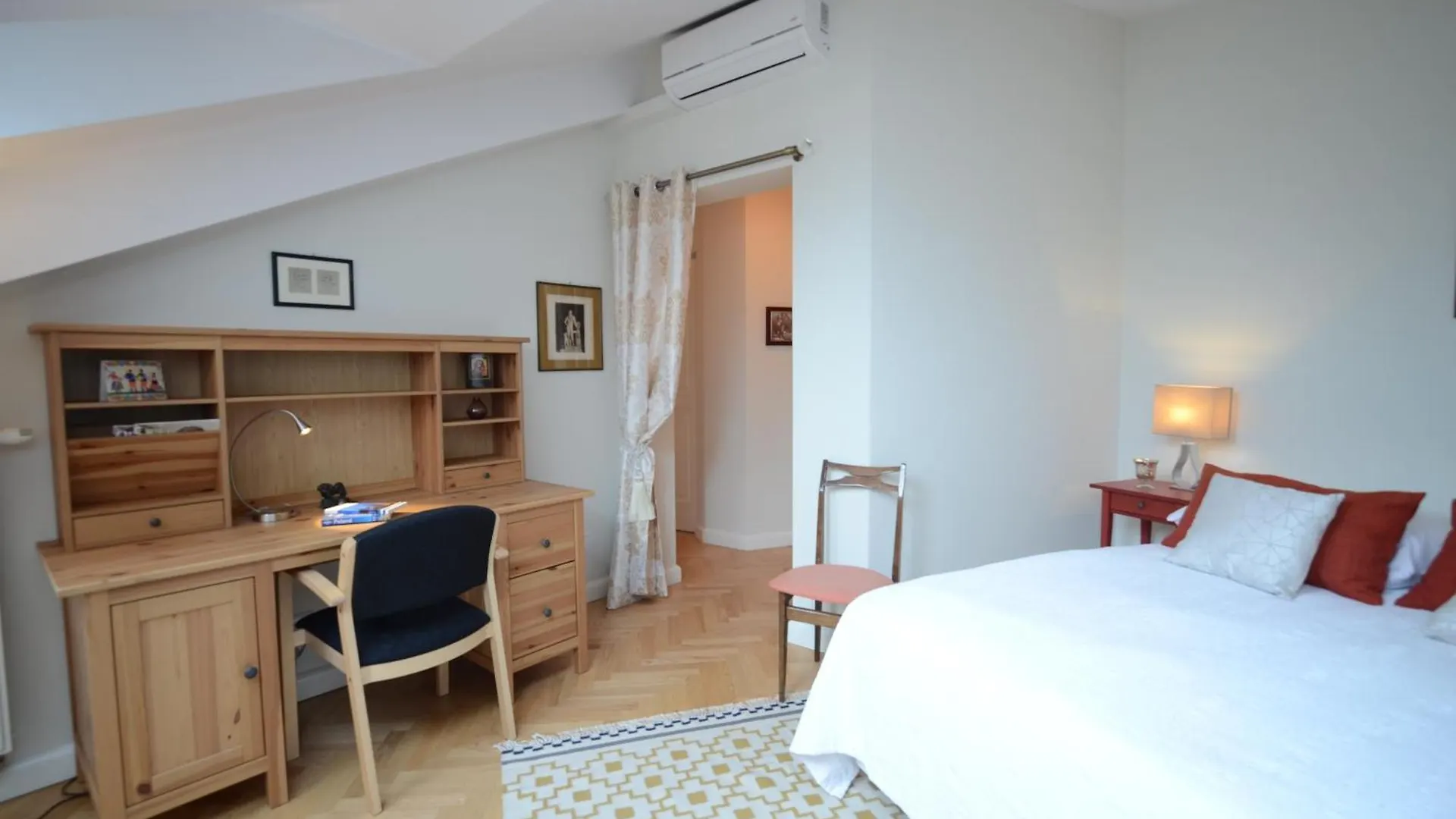 Aparthotel Crystal Suites Old Town Cracovia