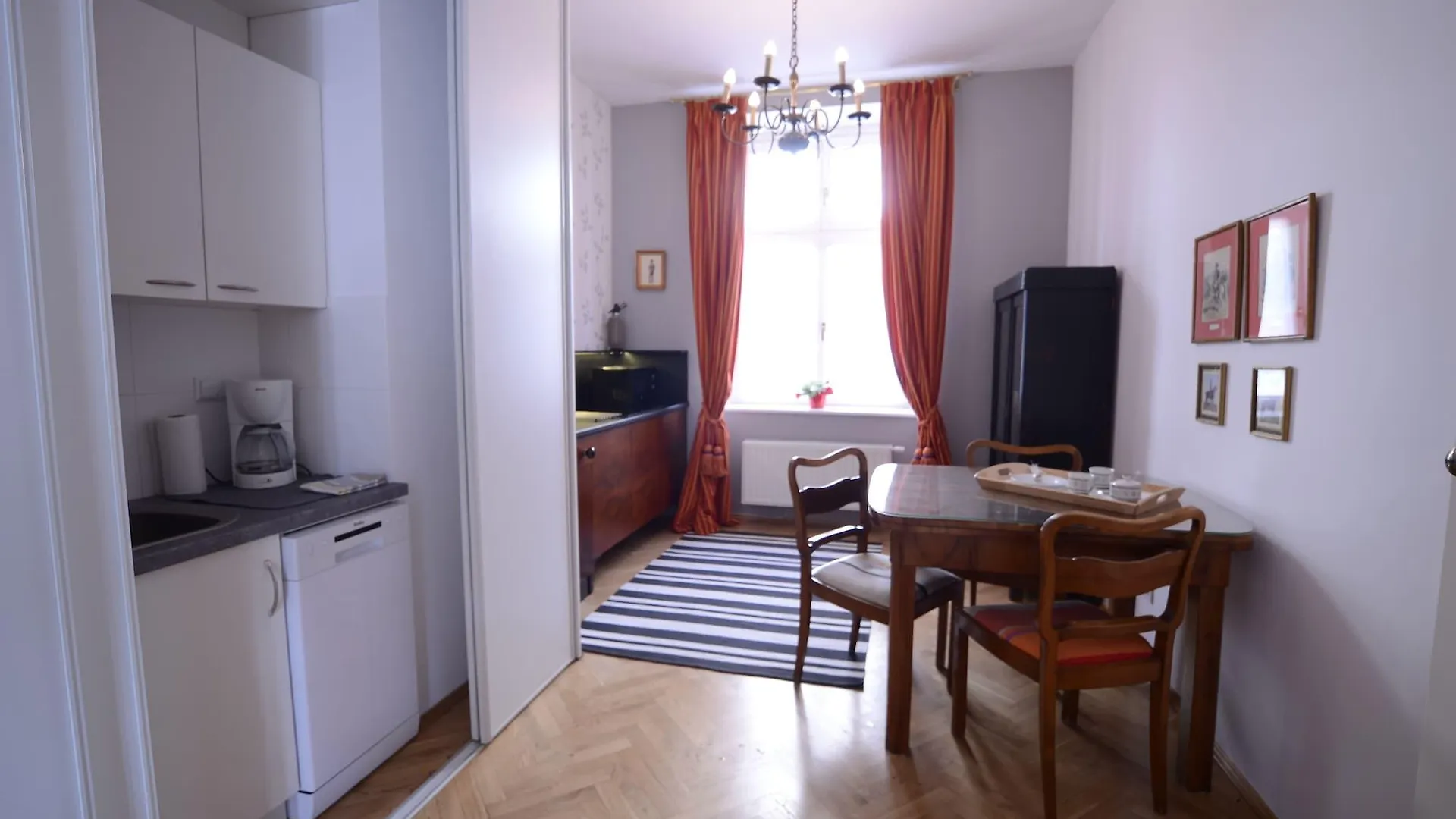 *** Aparthotel Crystal Suites Old Town Krakow Poland